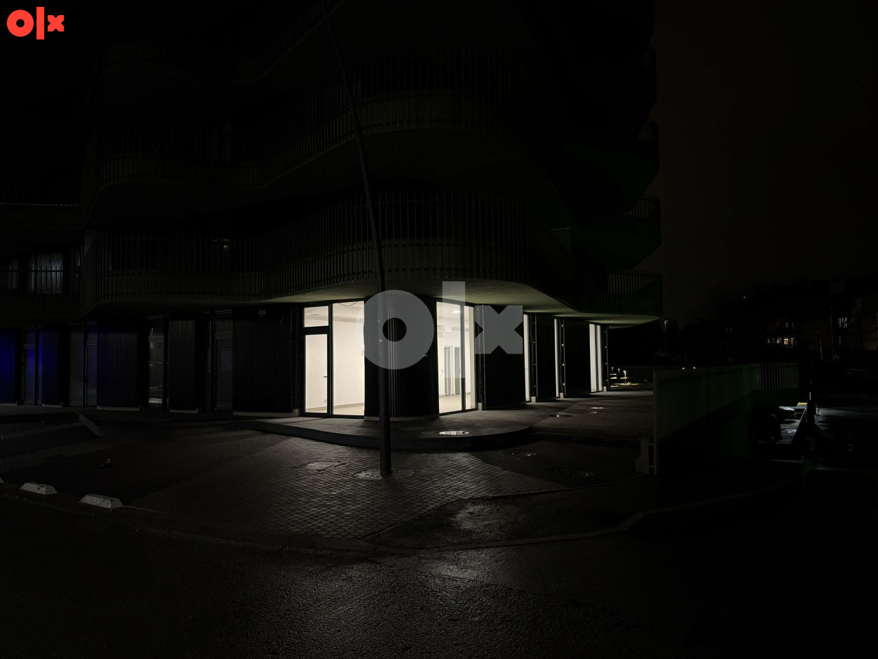 Poslovni prostor Sarajevo Waves 105 m2 IZDAVANJE 24