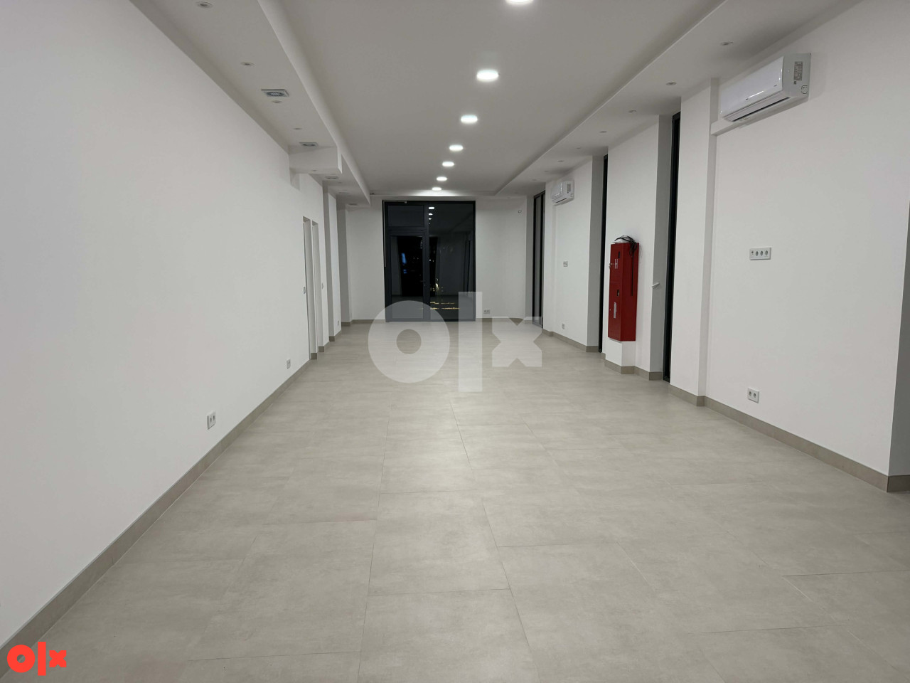Poslovni prostor Sarajevo Waves 105 m2 IZDAVANJE 12