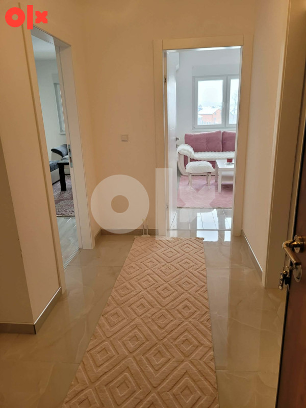 Stan Živinice 60m2 3