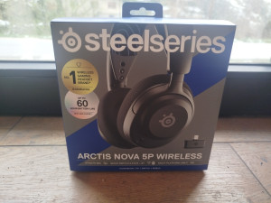 Vrhunske gaming slušalice SteelSeries Arctis Nova 5P