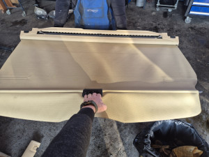 Bmw e61 ROLETNA GEPEKA zavjesa zadnja polica gepeku gepek zuta