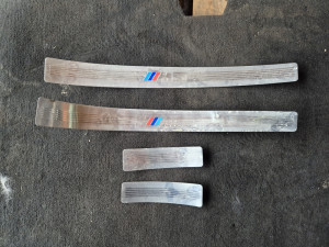 Bmw e83 x3 M OPTIC UKRASNE LAJSNE pragova lajsna praga