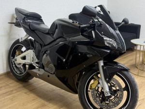 HONDA CBR 600 RR