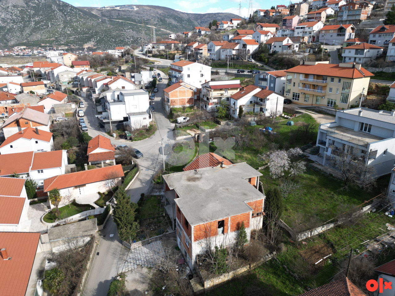 Rohbau objekat 435m2 - više mogućnosti namjene 2