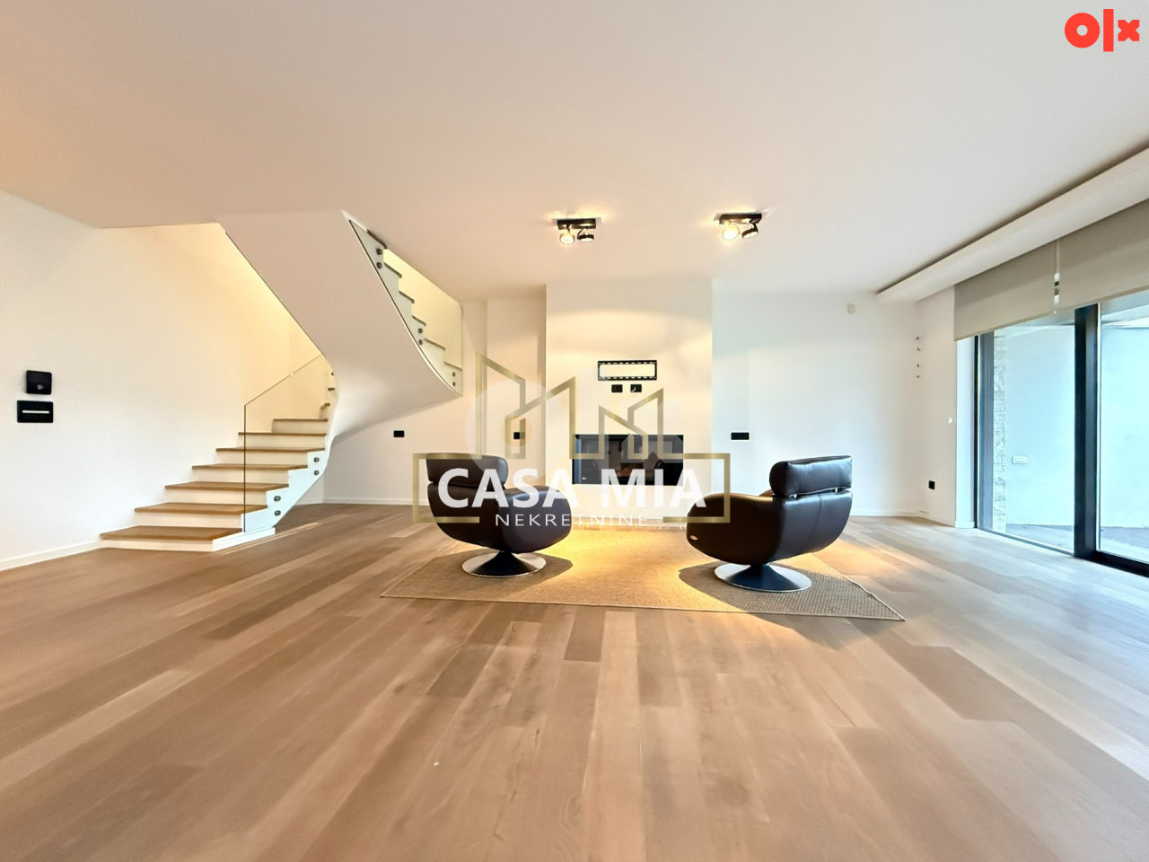 CASA MIA / Šestosoban stan / 195m2 / Grbavica / Novo Sarajevo 2