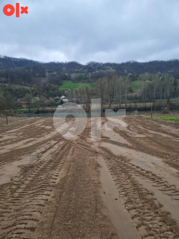Plac pored drine 1100m2 bratunac osamsko 2