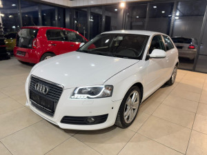 Audi A3 1.6 TDI,2010 GOD, PARKING SENZORI