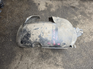 ALTEA UNUTRASNJI BLATOBRAN PD 5P0 809 958 C 5P0809958C