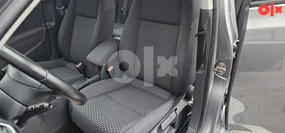Volkswagen Golf 6 1.6 TDI 77KW 2010g registrovana 065 007 017