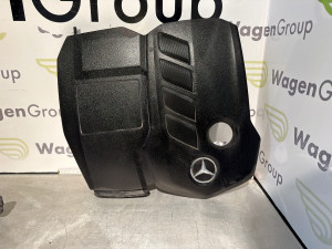 Poklopac motora Mercedes W213