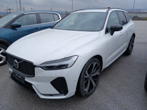 Volvo XC60 2023 B4 D AT AWD Ultimate Dark u pripremi