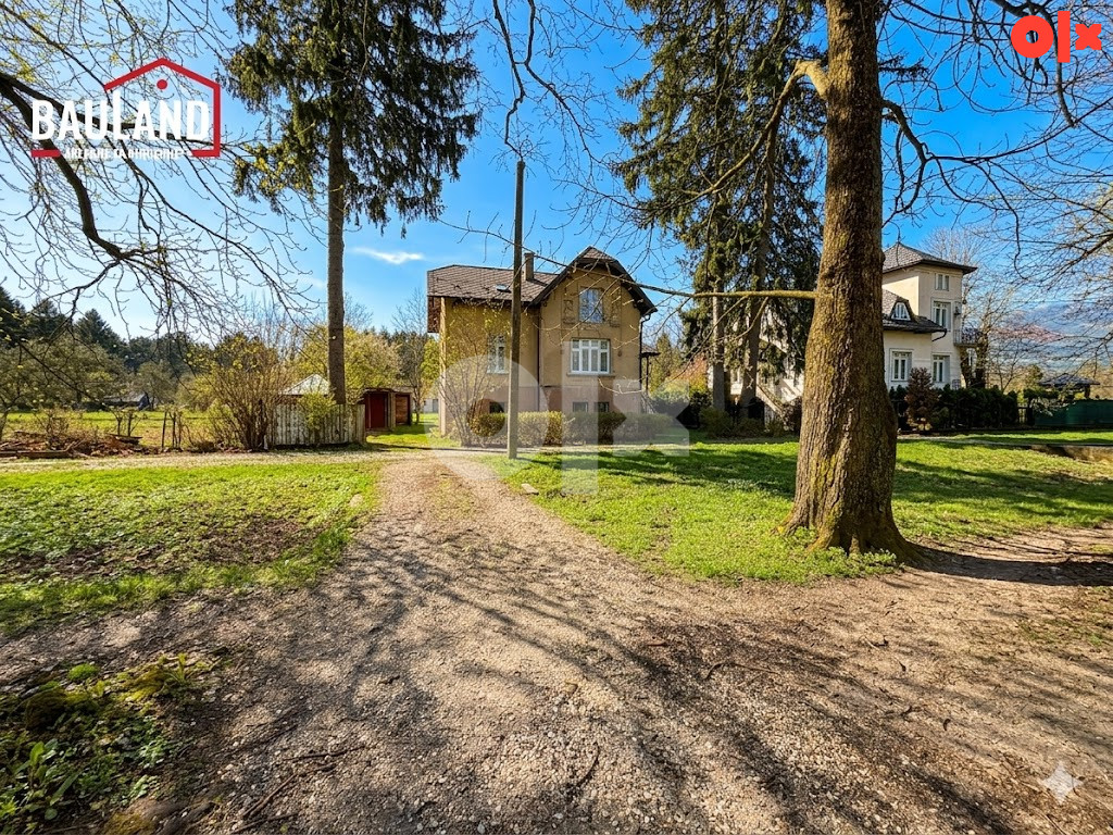 Renoviran dvoetažni stan sa garažom / Vrelo Bosne, Općina Ilidža