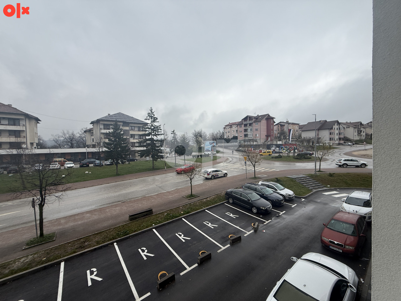 Trosoban stan Istočno Sarajevo 69 m2 etažiran 19