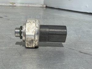 PRESOSTAT VENTIL KLIME MERCEDES W213 e220 2110000283