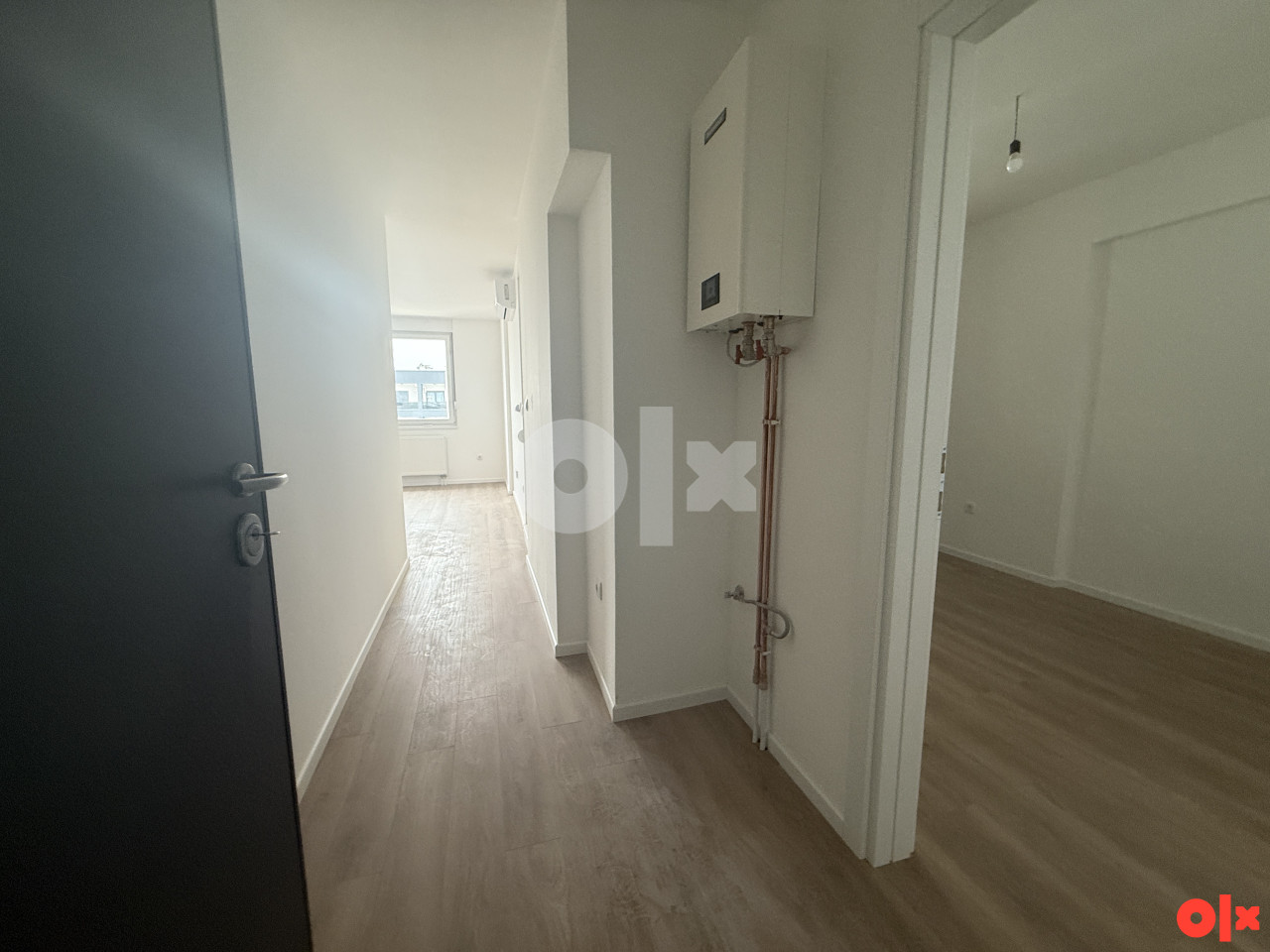 Dvosoban stan Istočno Sarajevo 43 m2 etažiran 4