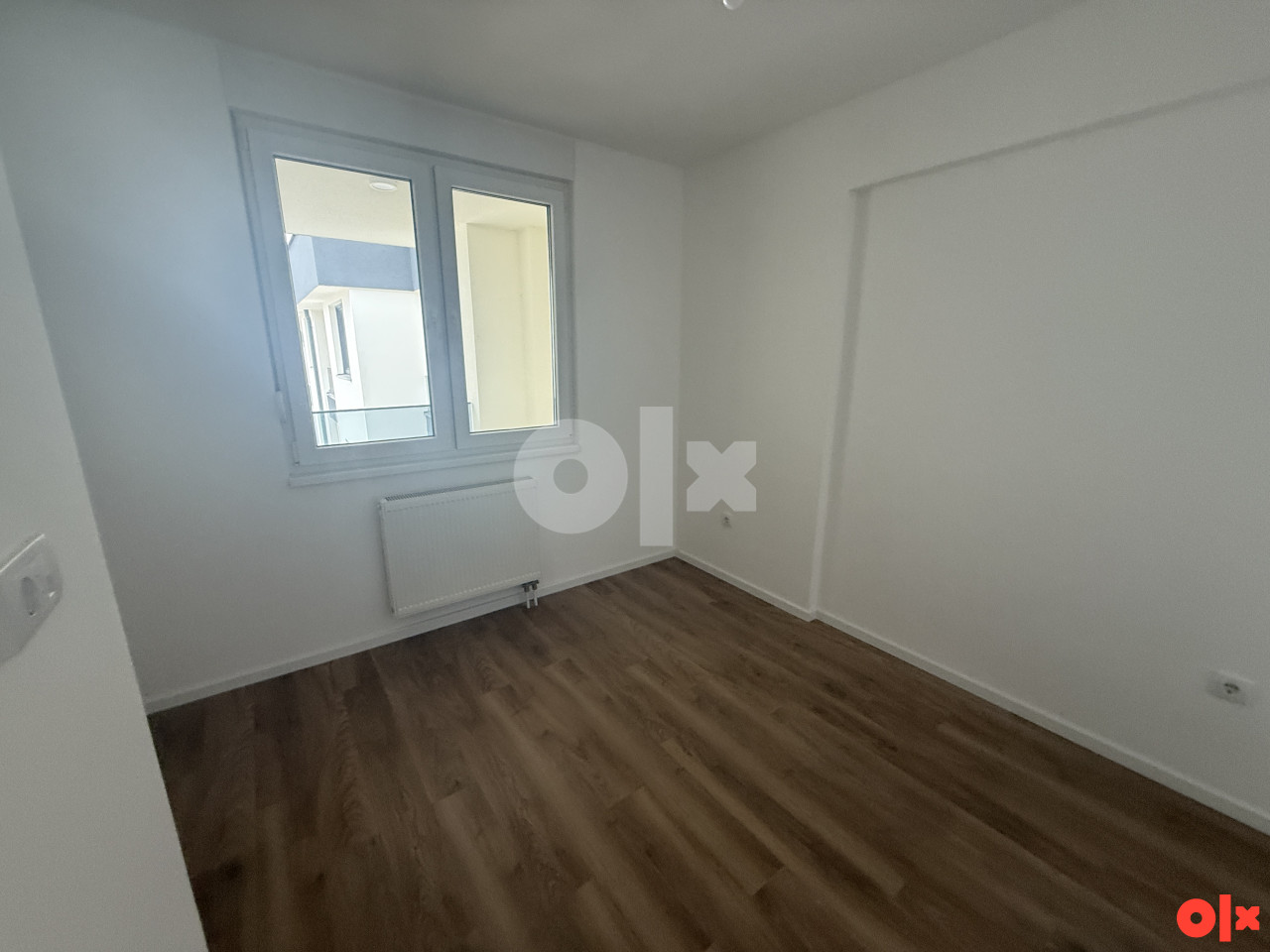Dvosoban stan Istočno Sarajevo 43 m2 etažiran 11