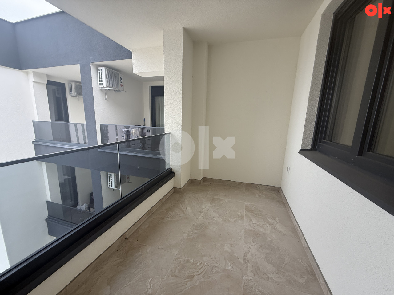 Dvosoban stan Istočno Sarajevo 43 m2 etažiran 13