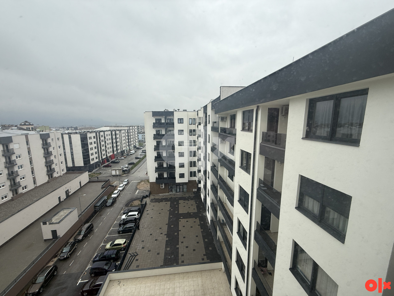 Dvosoban stan Istočno Sarajevo 43 m2 etažiran 18