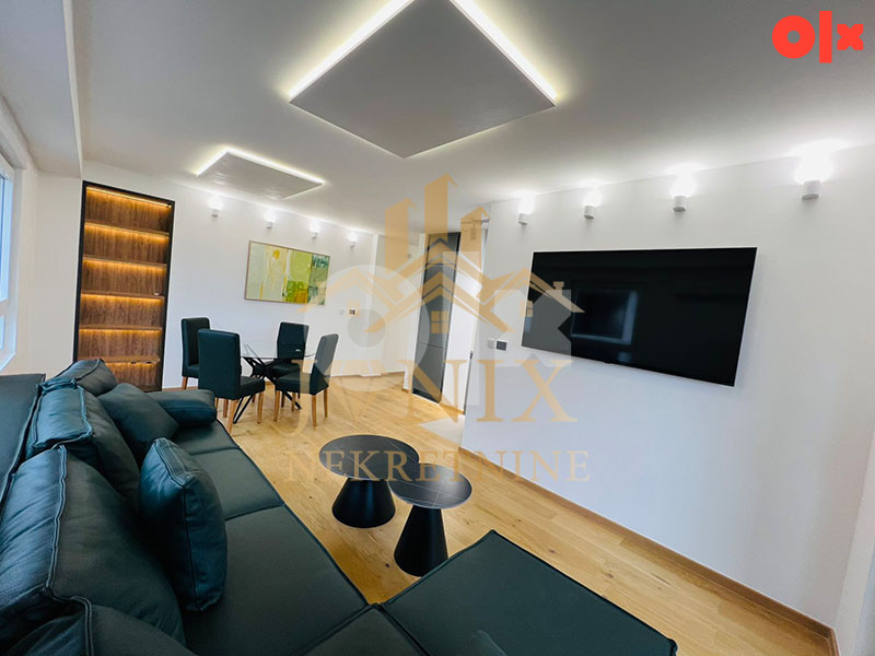 NAJAM trosoban stan i garažno mjesto Banja Luka 62m2