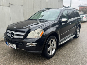 Mercedes-Benz GL 320 Blutec 3.0cdi 7 sjedista reg.do 12/2026.