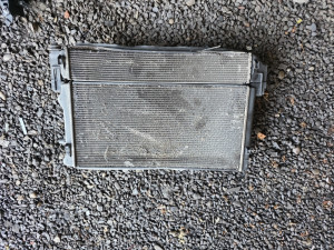 Hladnjak vode Vw golf 7 1.6 diz 77 kw 2014 god