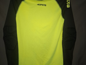 KIPSTA GOLMANSKA MAJICA ,DRES SA ZASTITOM LAKATA VEL.S