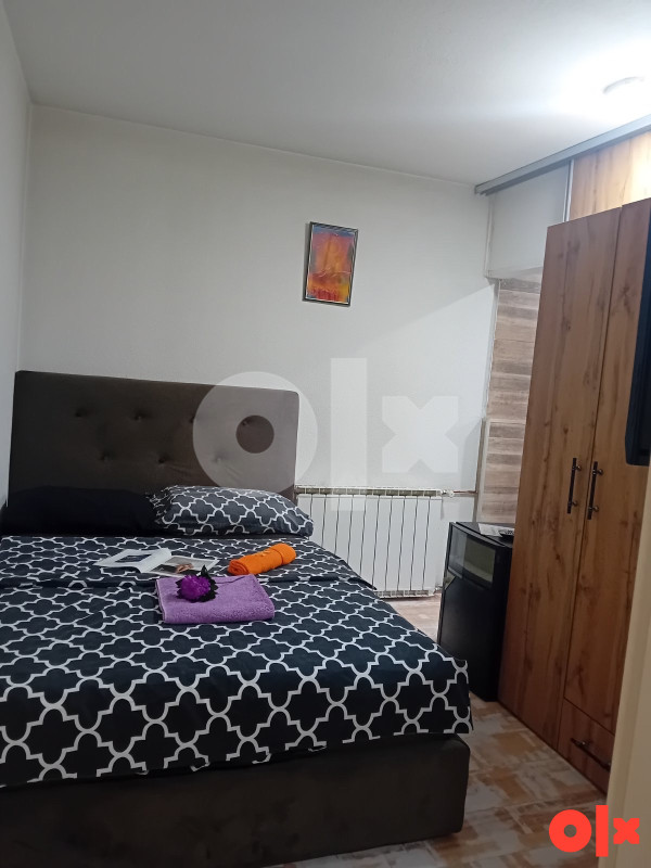 PRODAJA STANA KOD POZORIŠTA - SUTEREN 9