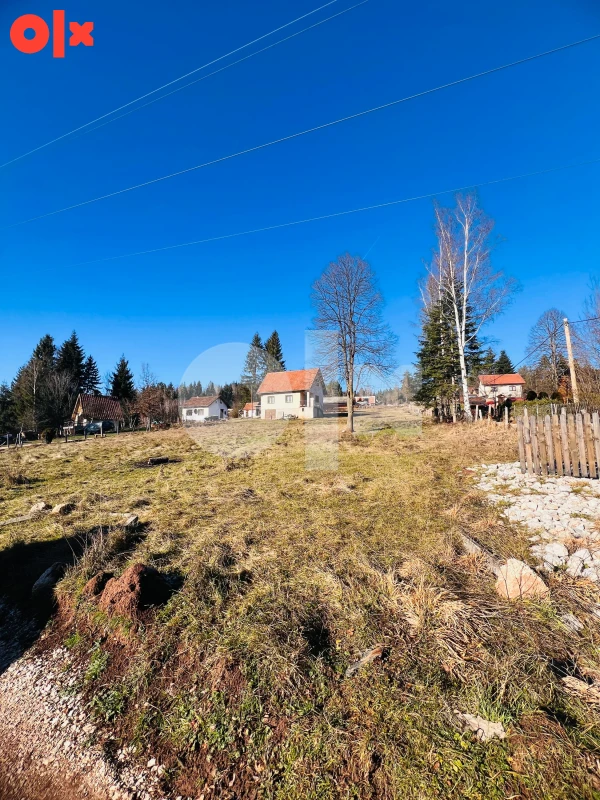 Zemljište Novakovo brdo, Pale 400m2 2