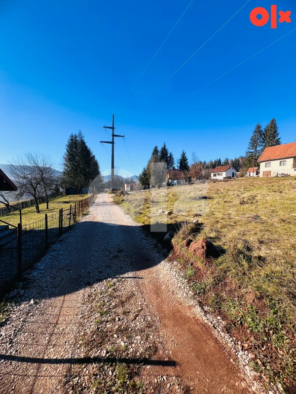 Zemljište Novakovo brdo, Pale 400m2 3