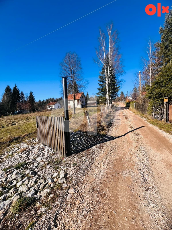 Zemljište Novakovo brdo, Pale 400m2 9
