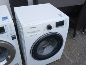 VES MASINA SAMSUNG. 3.