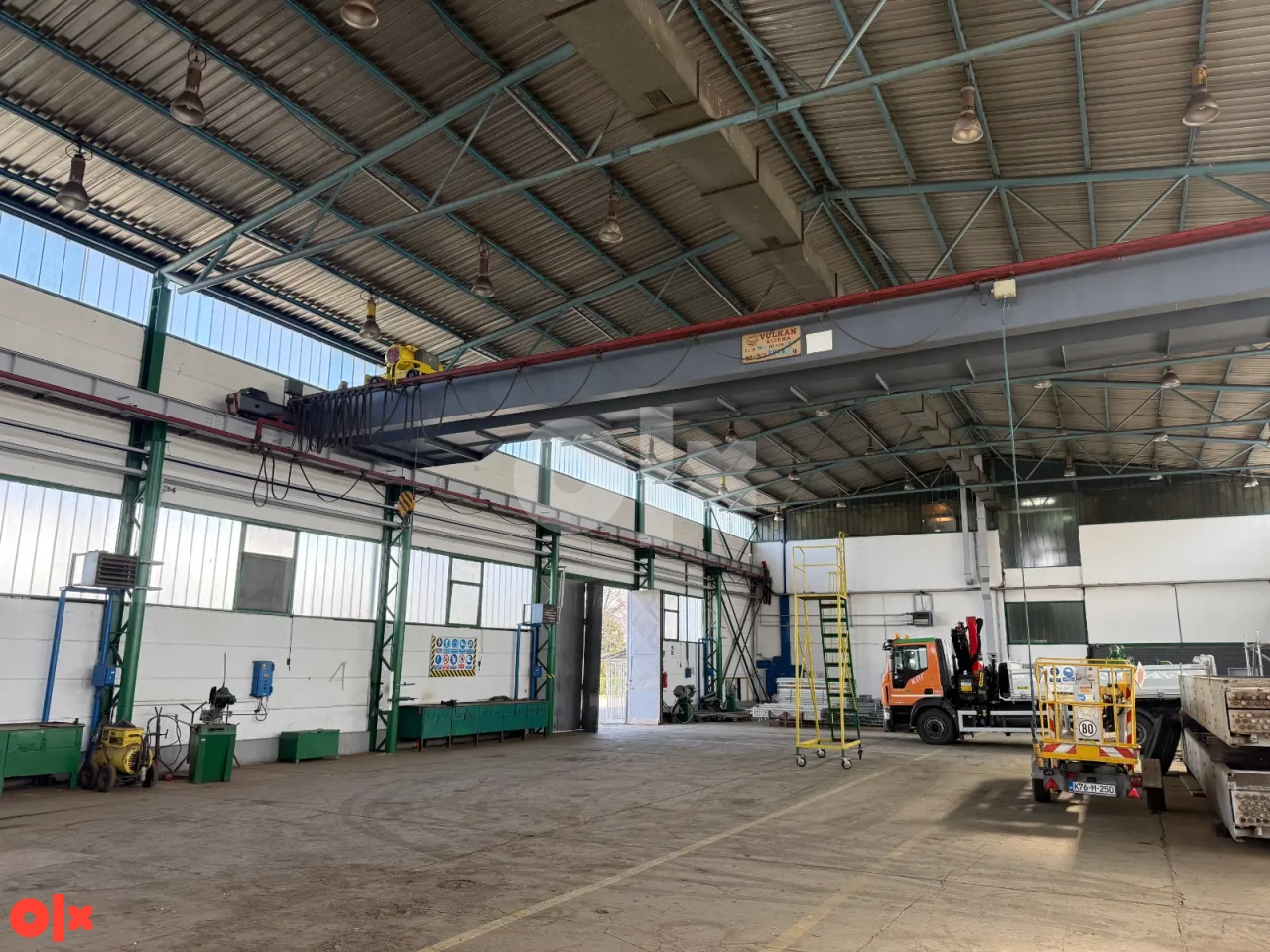 Skladišta i hale Brod 428m2 8