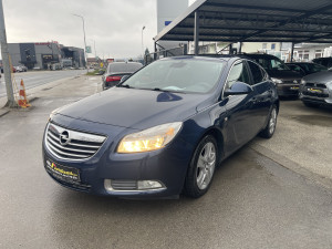 Opel Insignia 2011