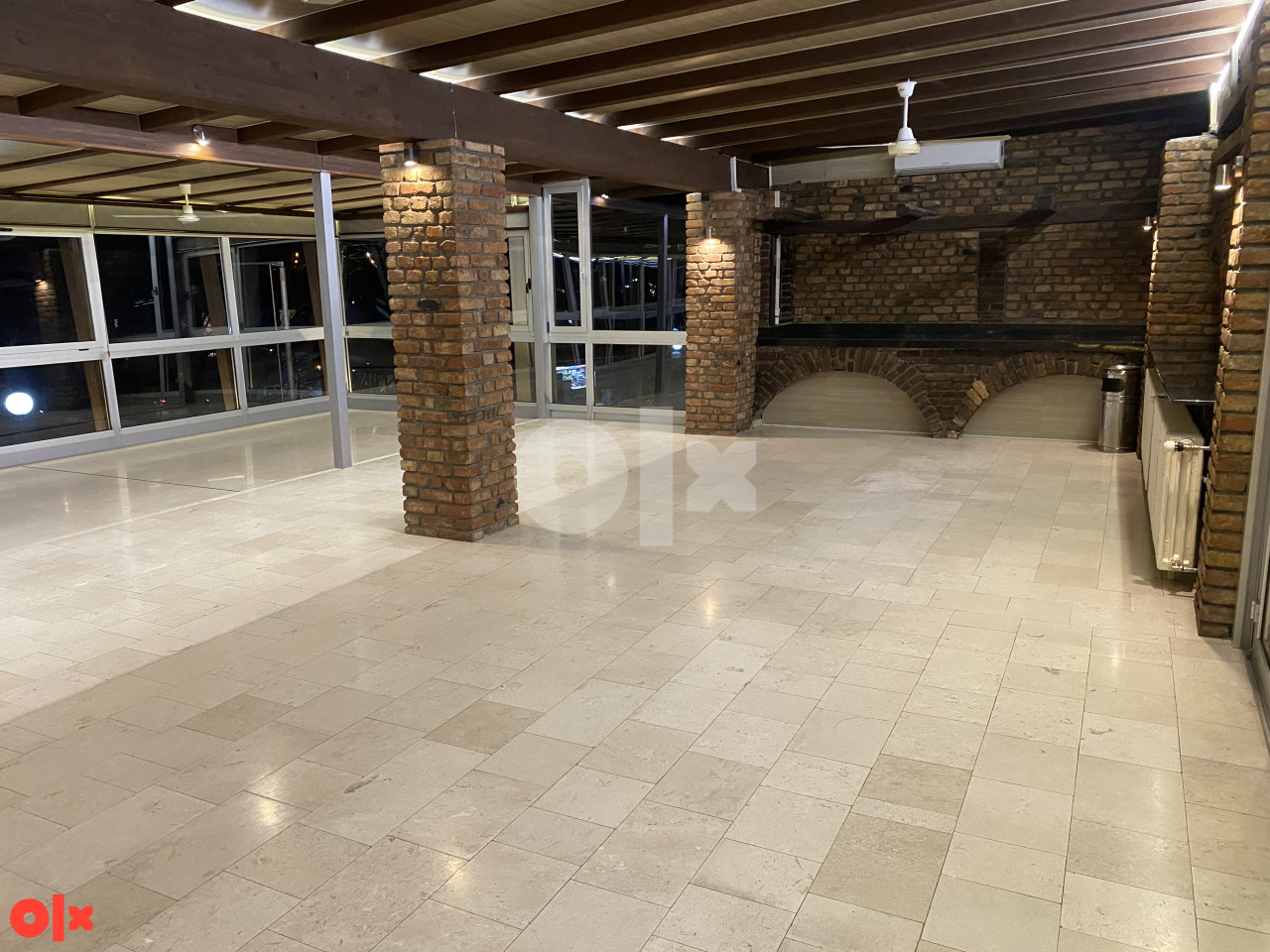 Poslovni prostor Gradačac 180m2 2