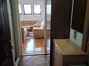 Stan Tuzla 42m2 + 6m2 (Slavinovići)