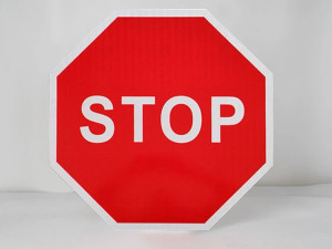 SAOBRACAJNI ZNAK STOP