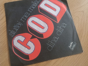 COD - Slušaj me, Majo ( singl ploča )