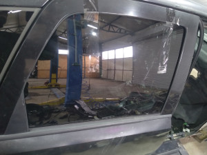 staklo vrata Z.D opel meriva A 03-10gp AOL7181