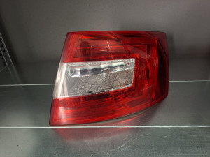 Desni štop desna štopka škoda octavia 3 a7 2013-2017 limuzina