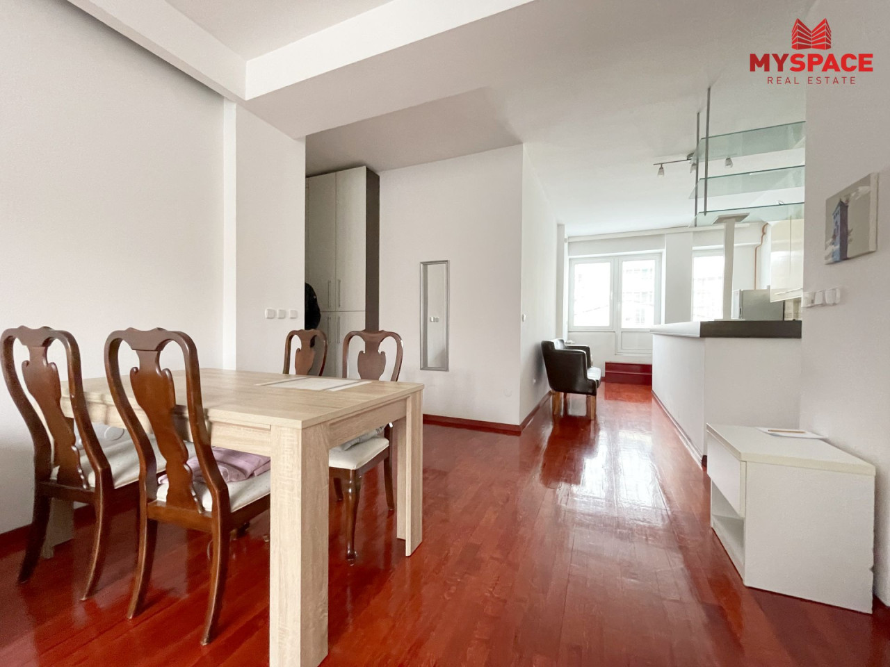 MY SPACE/ Stan/ Marijin Dvor/ RENOVIRAN/ NAMJESTEN/ 120 m² – pohled 4