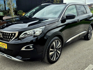 Peugeot 5008 2020