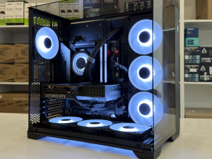 GAMING PC RTX 5070 TI 16GB/RYZEN 7 9850X3D/32GB DDR5