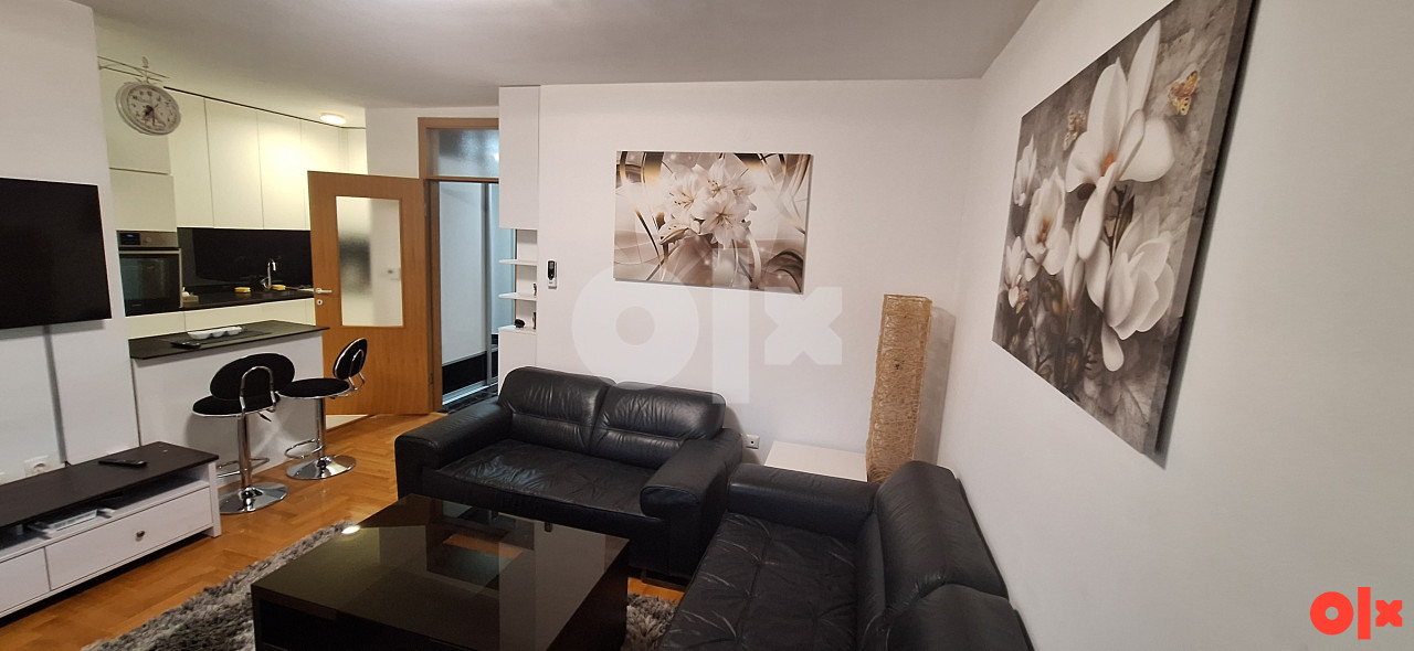 Stan Istočno Sarajevo 62m2 2