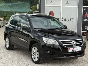 VW TIGUAN 2.0 TDI 103 KW 2011 4x4 DSG AUTOMATIK NAVI ALU SENZORI