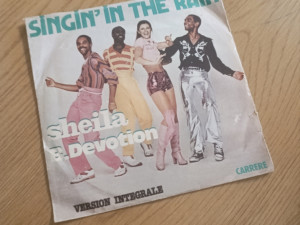 Sheila B. Devotion - Singin in the rain ( singl ploča )