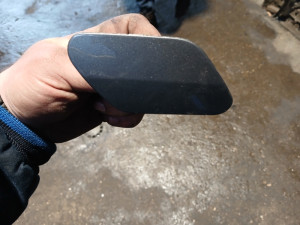 OPEL Insignia A 08-13 desni cep / poklopac peraca fara