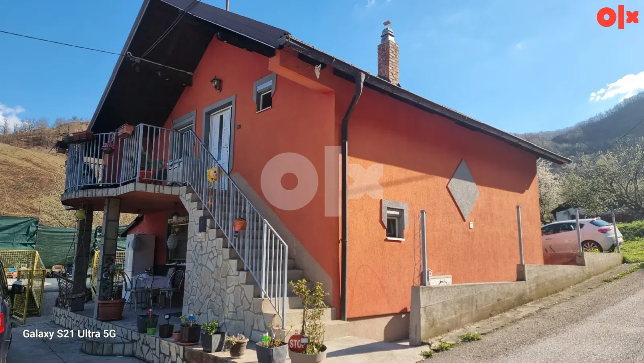 2 Kuće Zenica 300m2 + 7000m2 OKUCNICE Idealno za 3+ porodice
