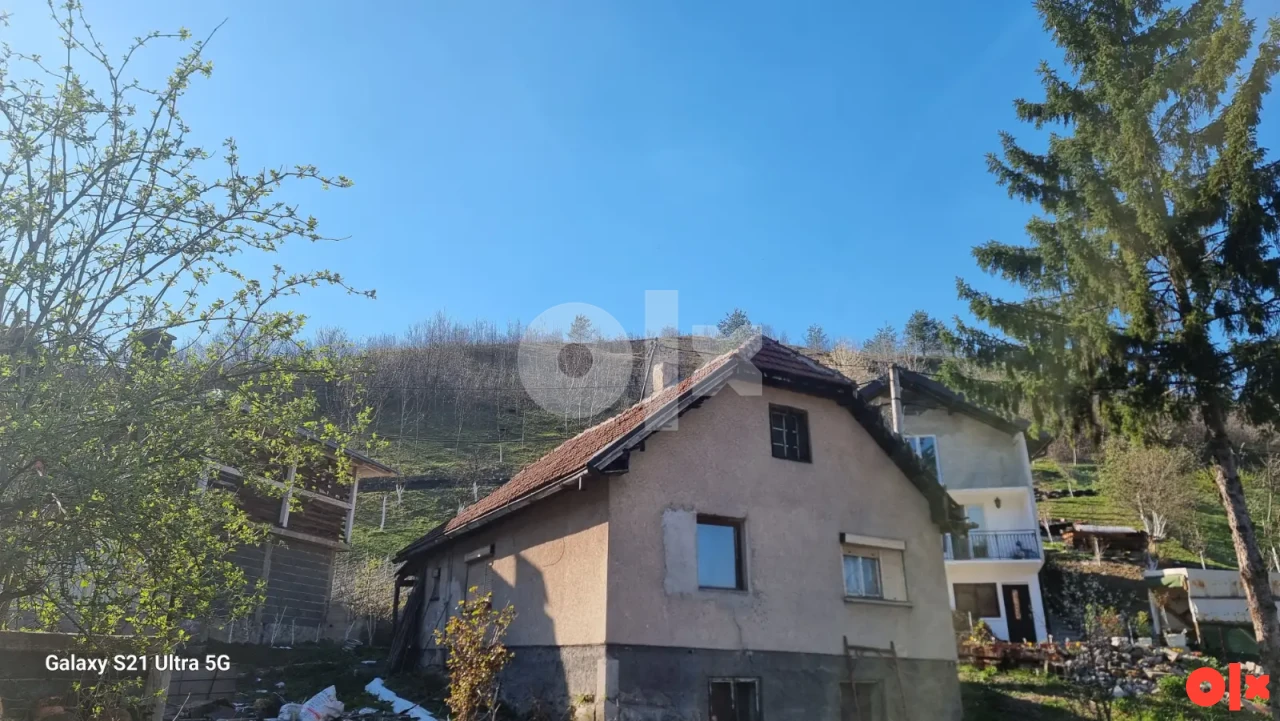 2 Kuće Zenica 300m2 + 7000m2 OKUCNICE Idealno za 3+ porodice 5