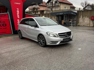 Mercedes-Benz B 180 cdi 2013, automat