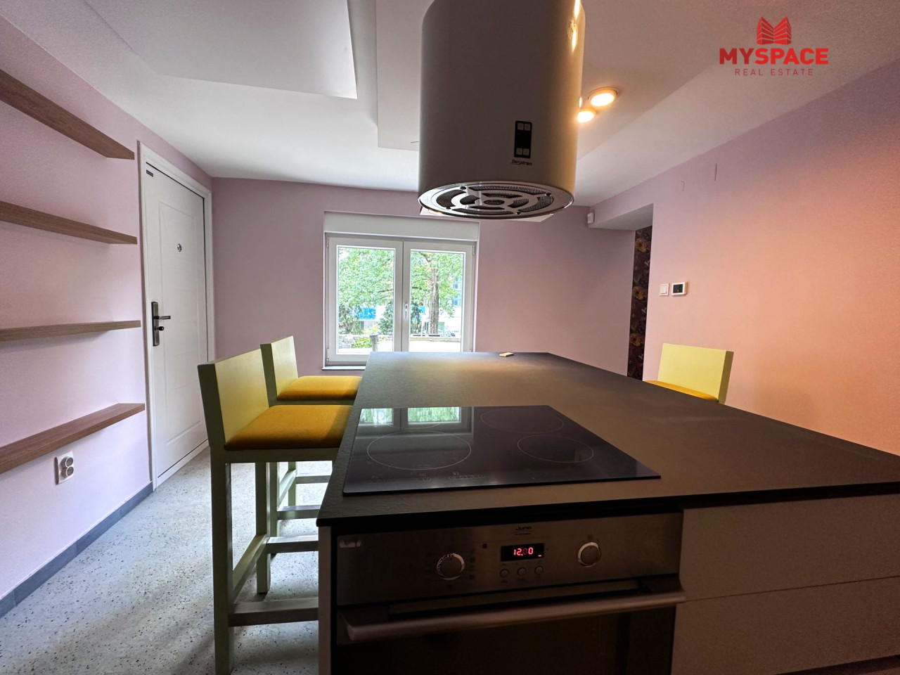MY SPACE/ Stan/ Marijin Dvor/ RENOVIRAN/ NAMJESTEN/ 55(80)m2 14